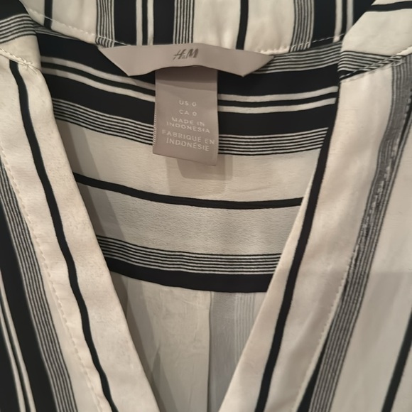 H&M Sleevless stripe dress - Picture 2 of 4
